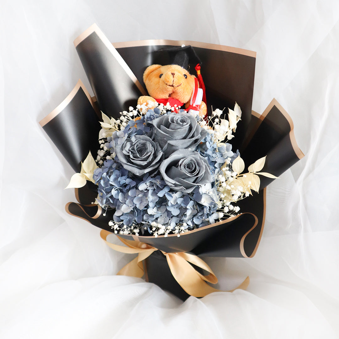 Black Gold Graduation Bouquet