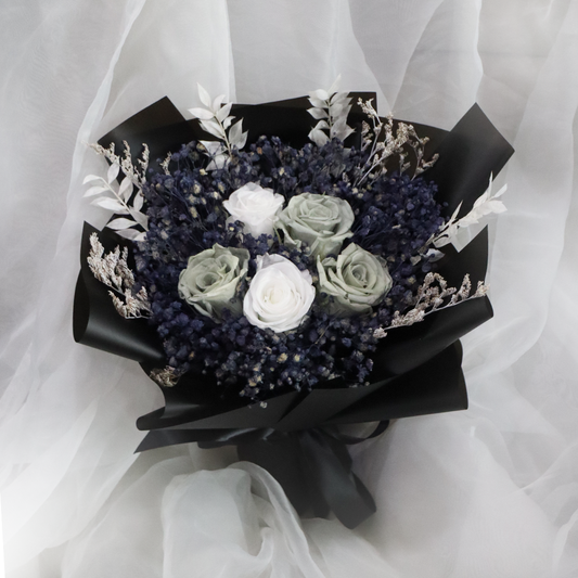 5 Stalks Grey White Bouquet