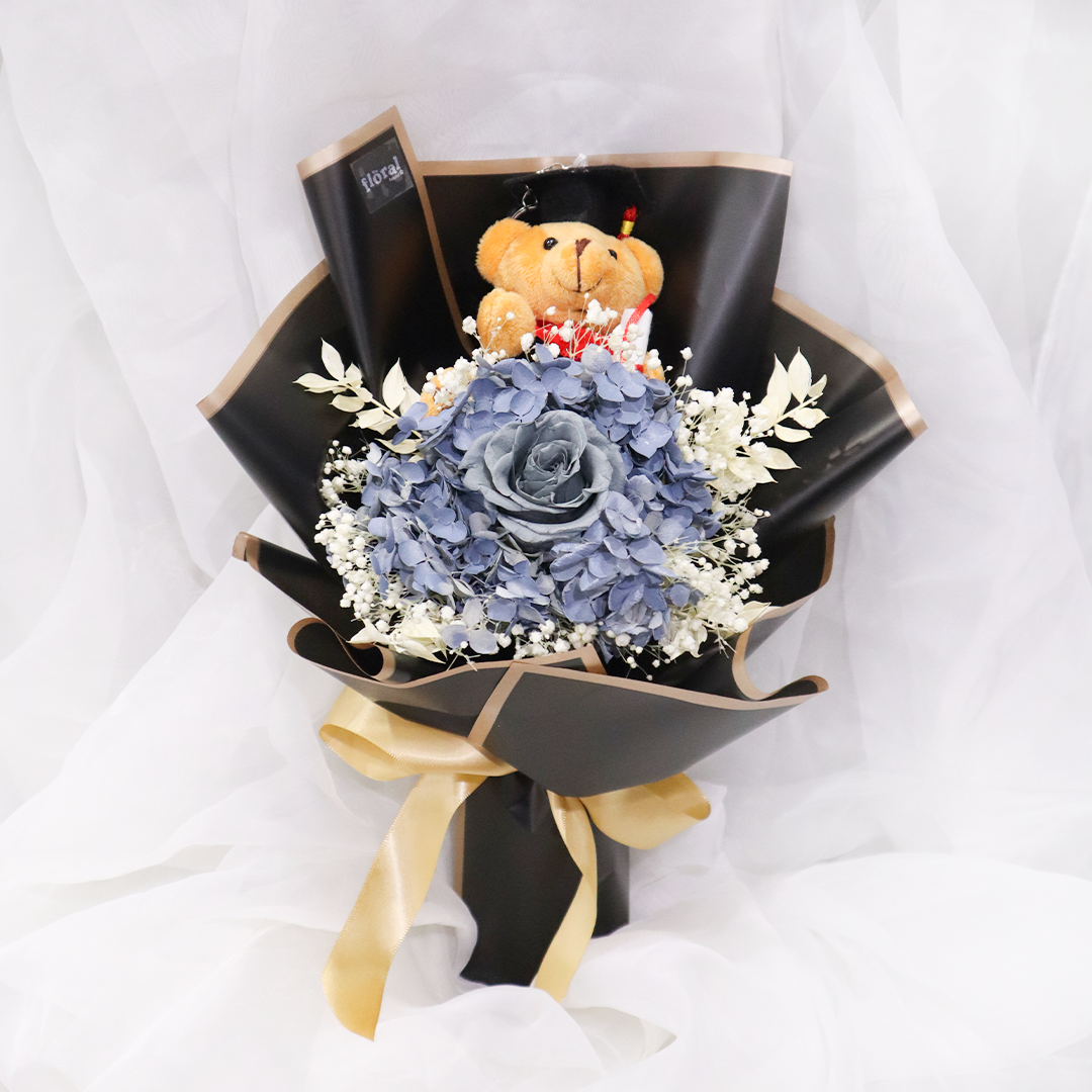 Black Gold Graduation Bouquet